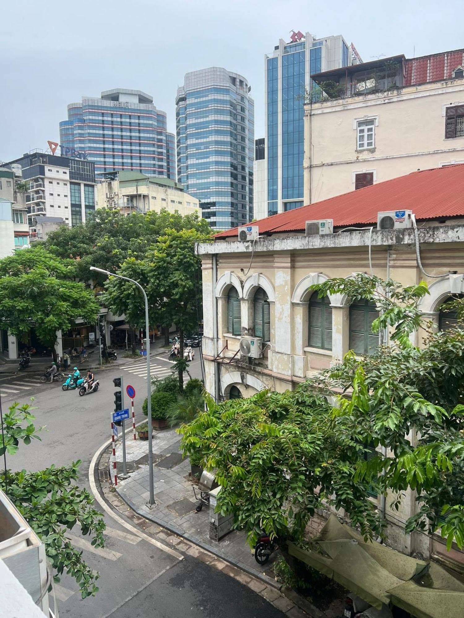 Eco Nest Hotel & Apartment Hanoi Exteriör bild
